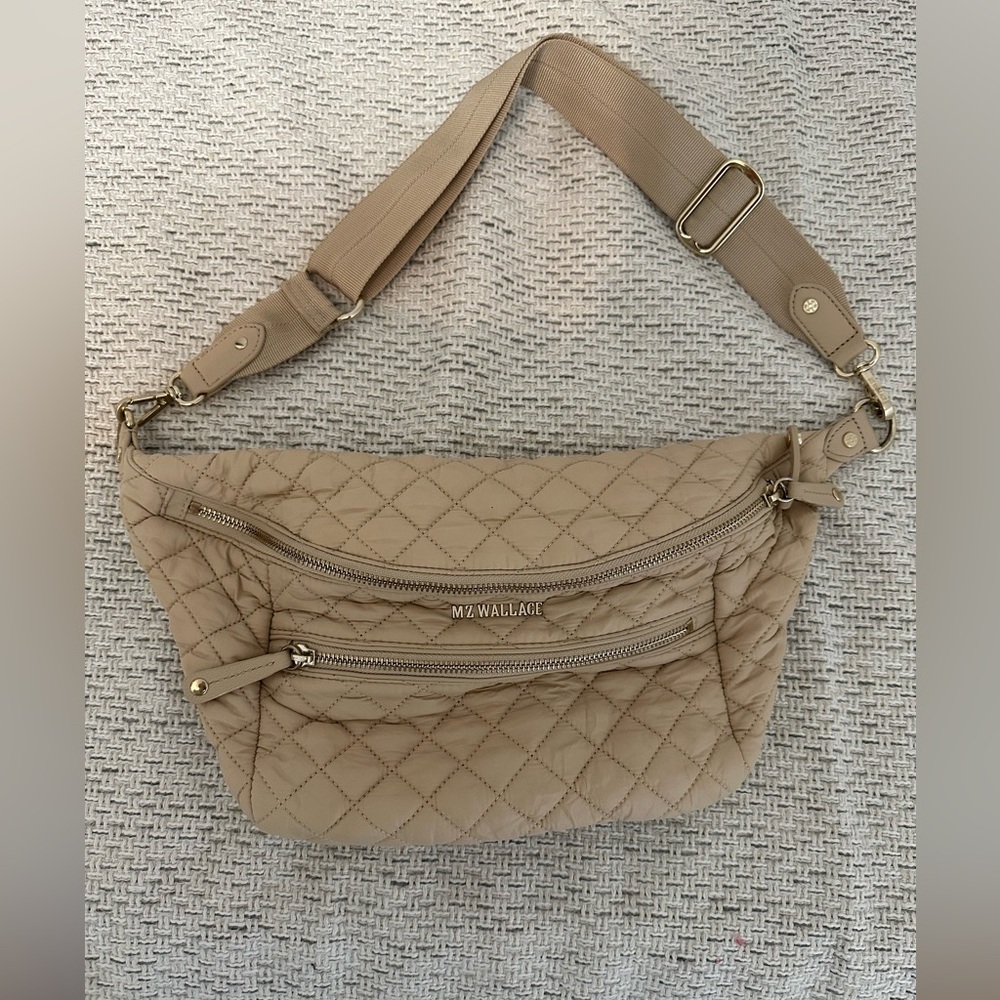Mz Wallace Sling bag in Beige
